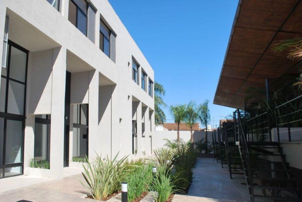 Departamento Triplex en Venta en Villa Adelina, San Isidro, G.B.A. Zona Norte